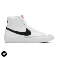 nike blazer mid 77 white black